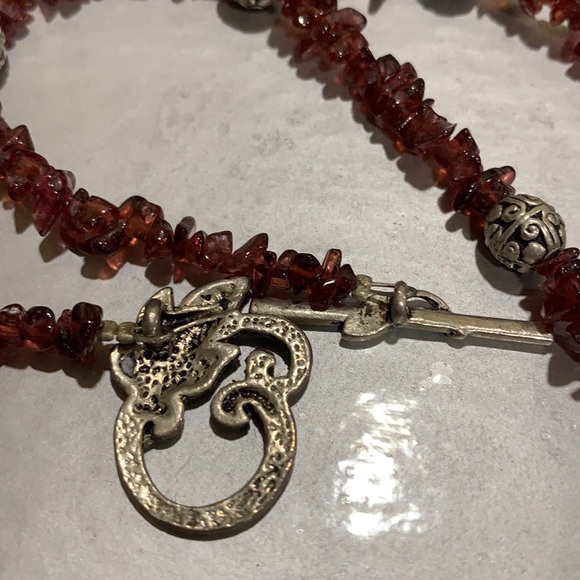GARNET AND STERLING-SILVER set- - Picture 7 of 11
